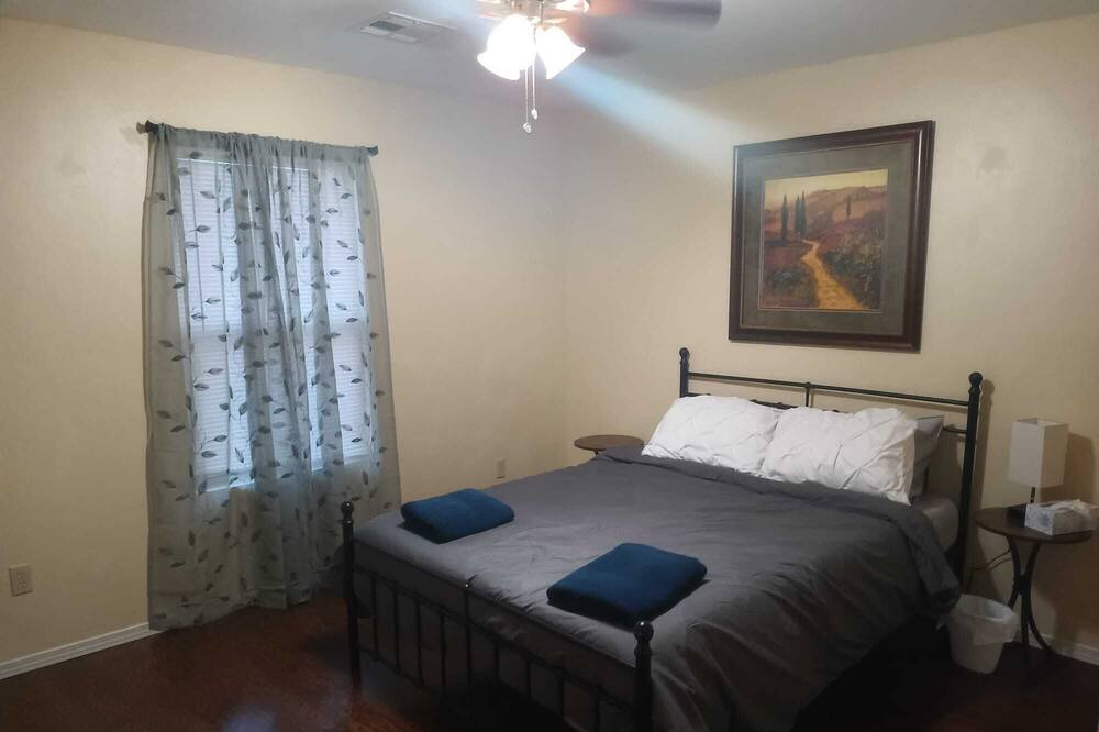 Photo of Bedroom in Hinton
