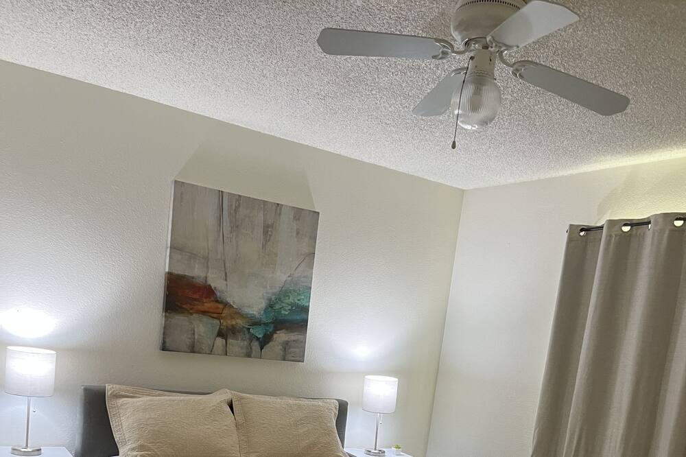 Photo of Bedroom in Lemoore