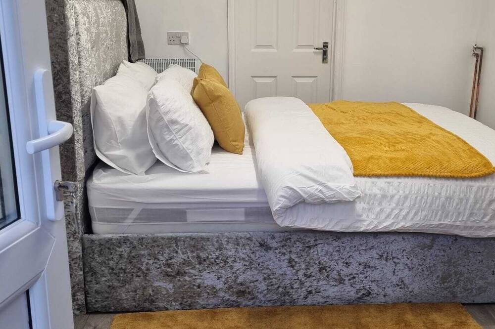 Photo of Others in Luton