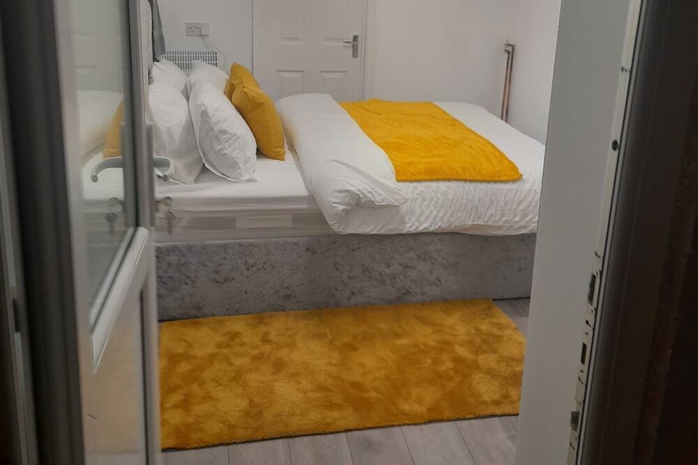 Photo of Others in Luton