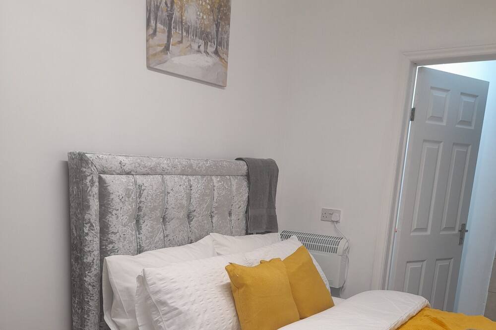 Photo of Others in Luton