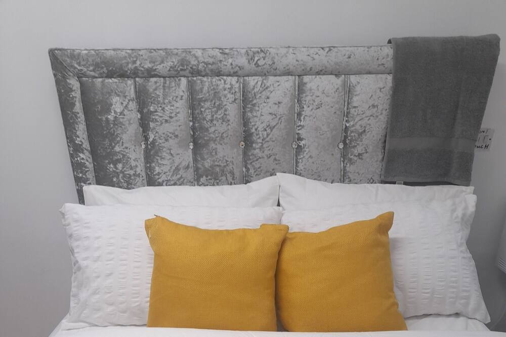 Photo of Others in Luton