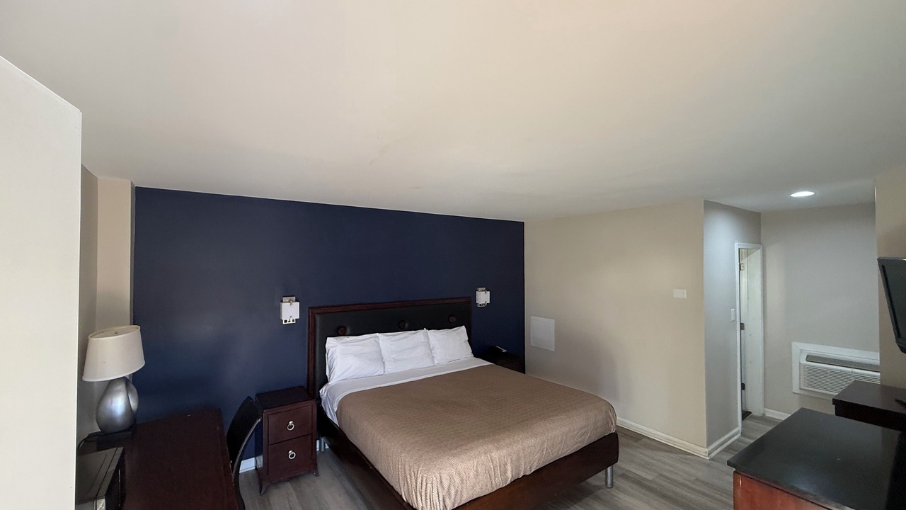 Photo of Bedroom in Hampton