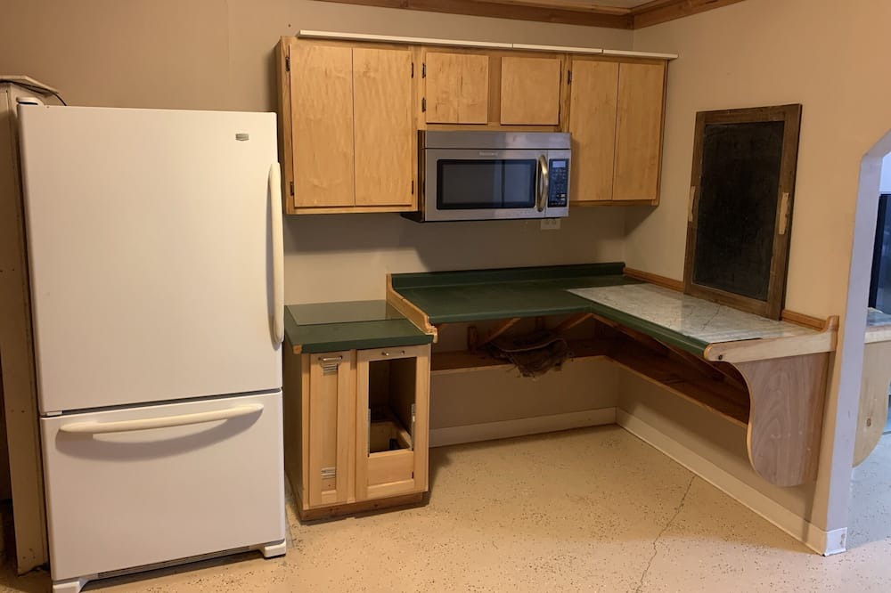 Photo of Kitchen in Dewey County