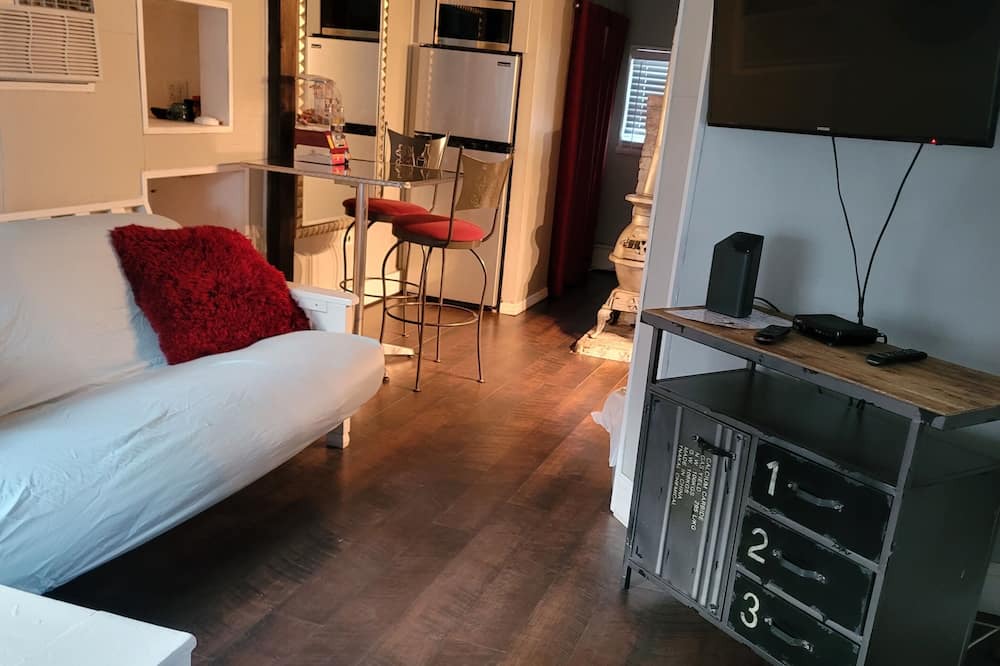 Photo of Bedroom in Wayland