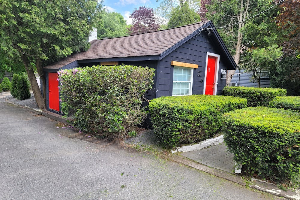 Photo of Others in Wayland