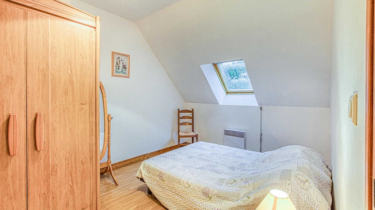 Photo of Others in Uzech