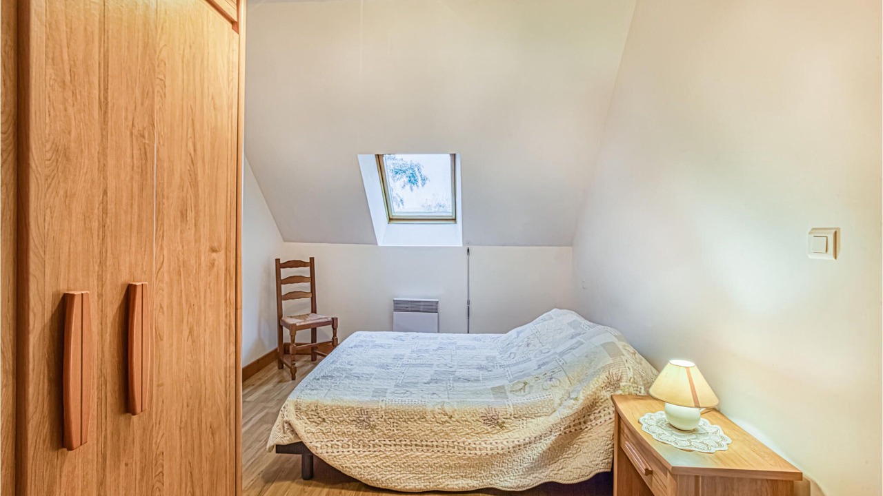 Photo of Others in Uzech