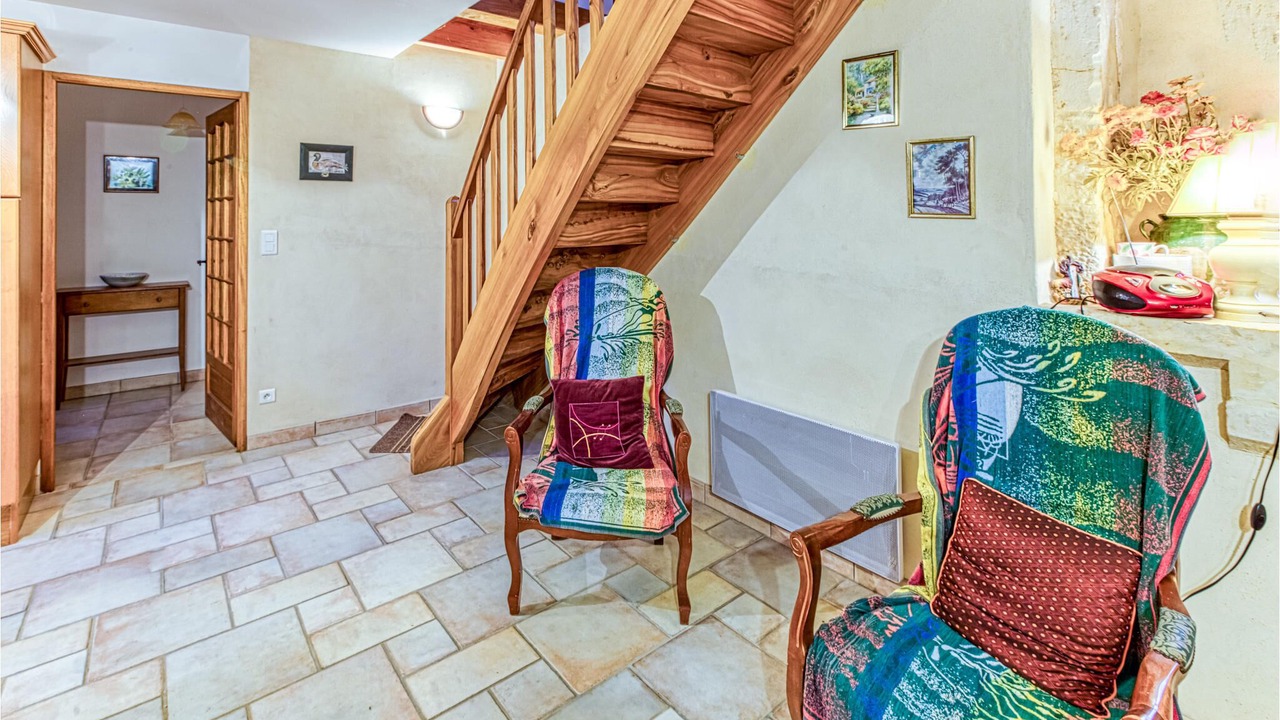 Photo of Others in Uzech