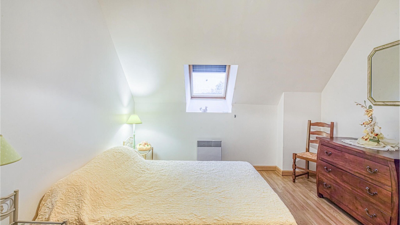 Photo of Others in Uzech