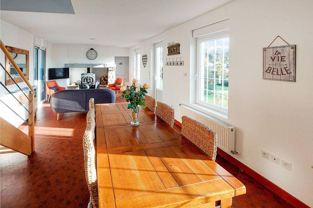 Photo of Bedroom in Hesdin-l'Abbe