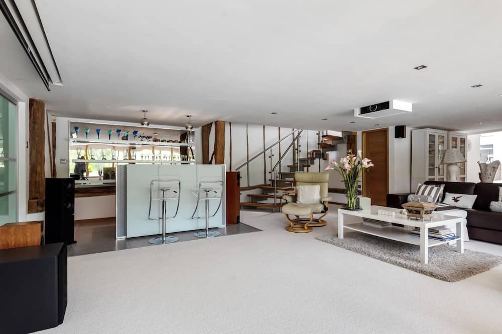 Photo of Others in Canterbury