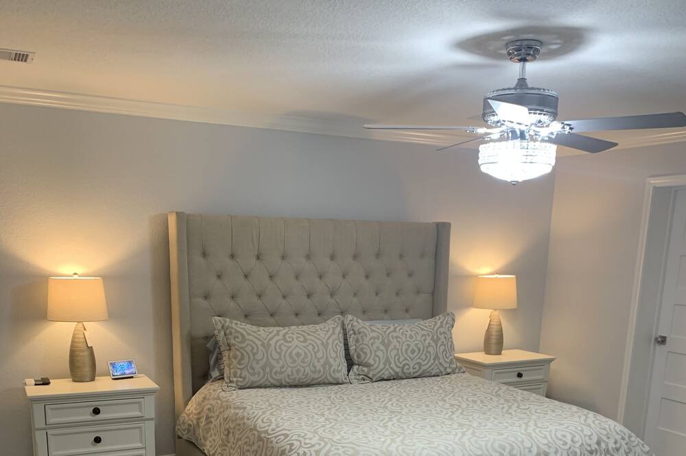 Photo of Bedroom in Ponderosa Forest