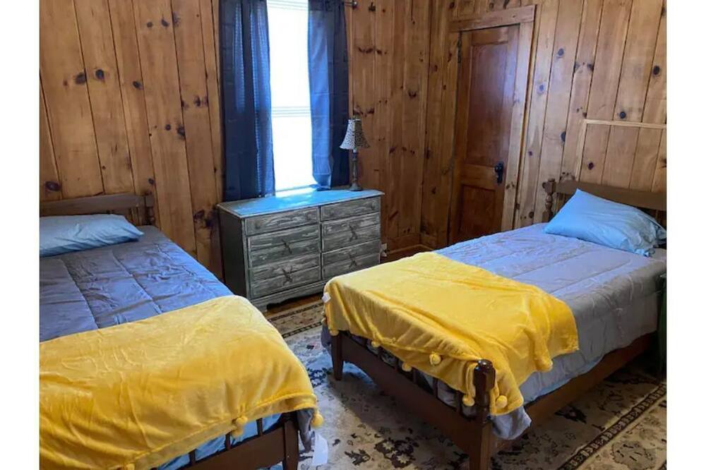 Photo of Bedroom in Mount Airy