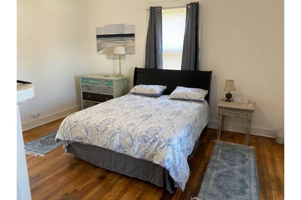 Photo of Bedroom in Mount Airy