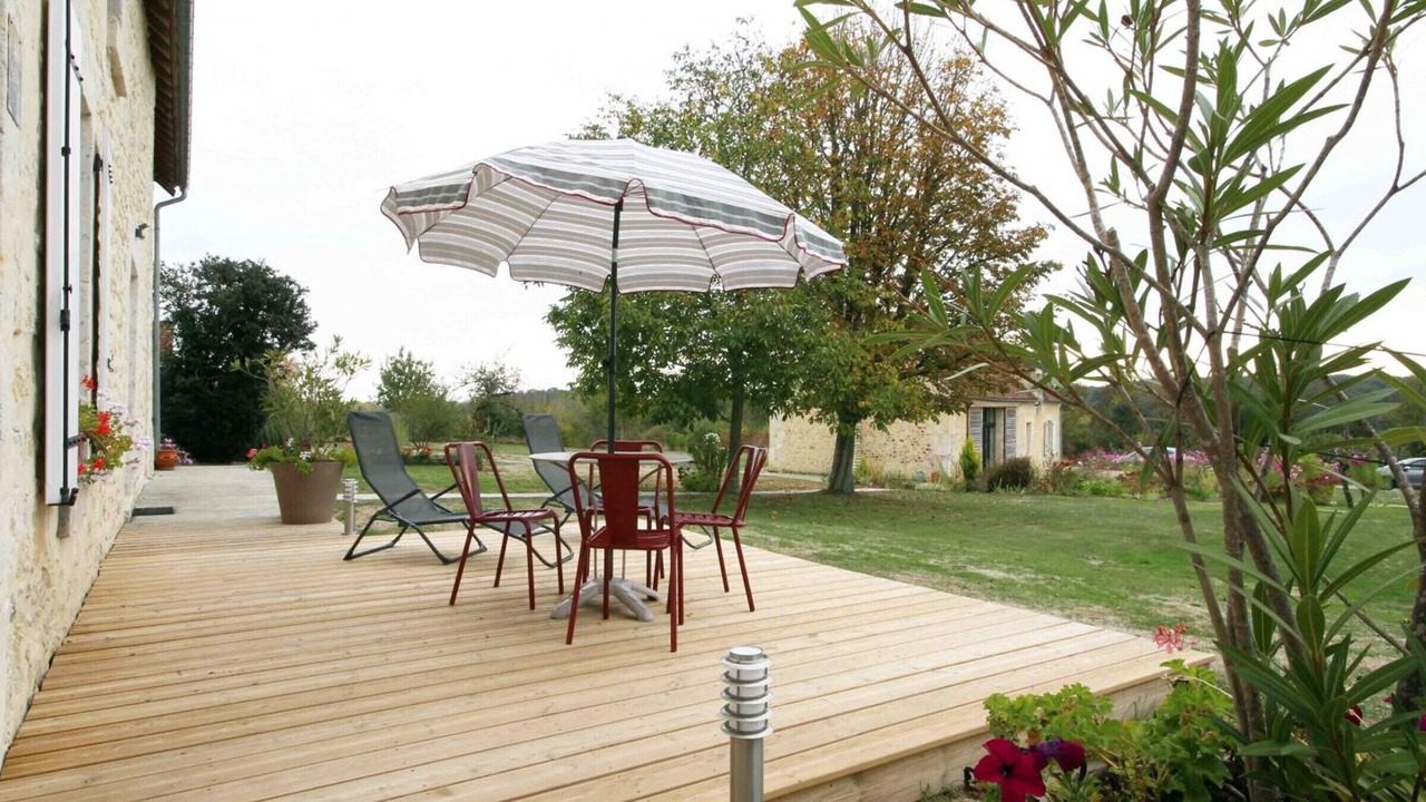 Photo of Outdoor in Le Pin-la-Garenne