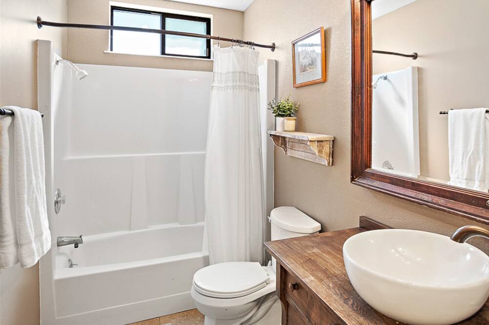 Photo of Bathroom in Naches