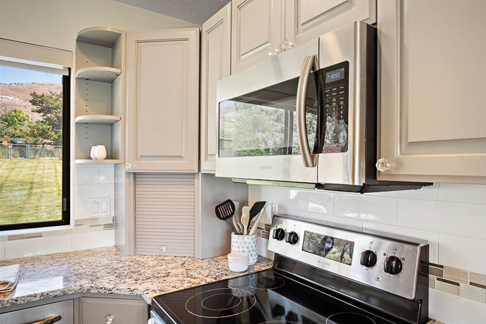 Photo of Others in Naches