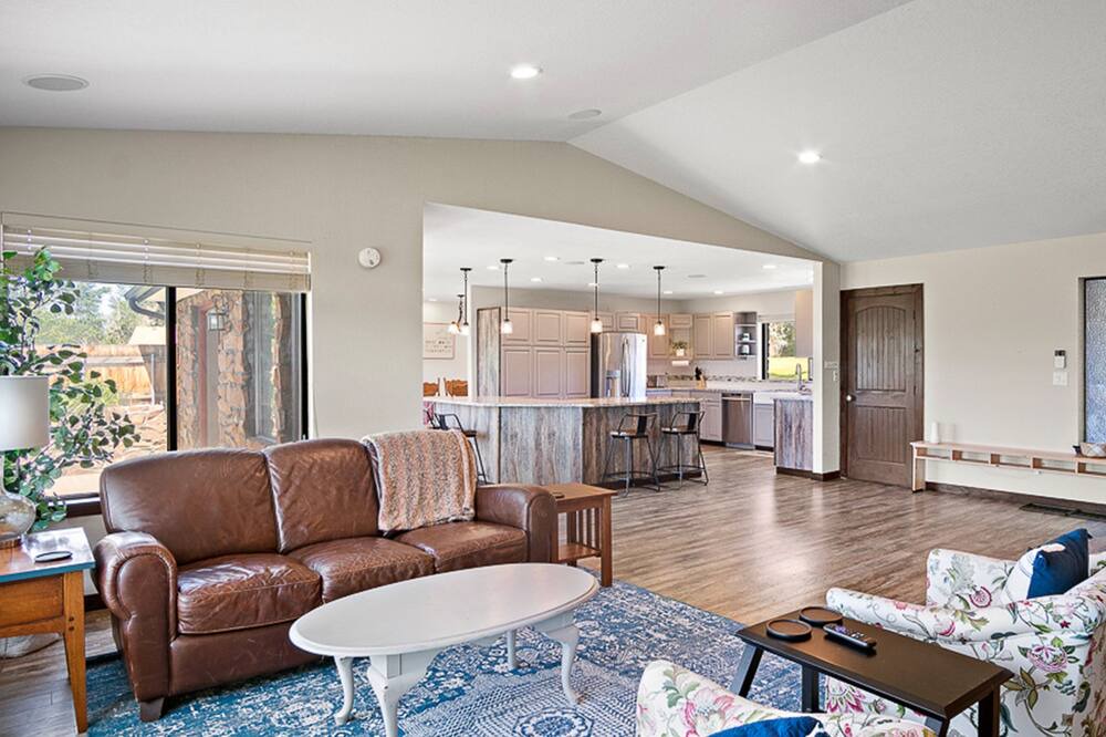 Photo of Bedroom in Naches