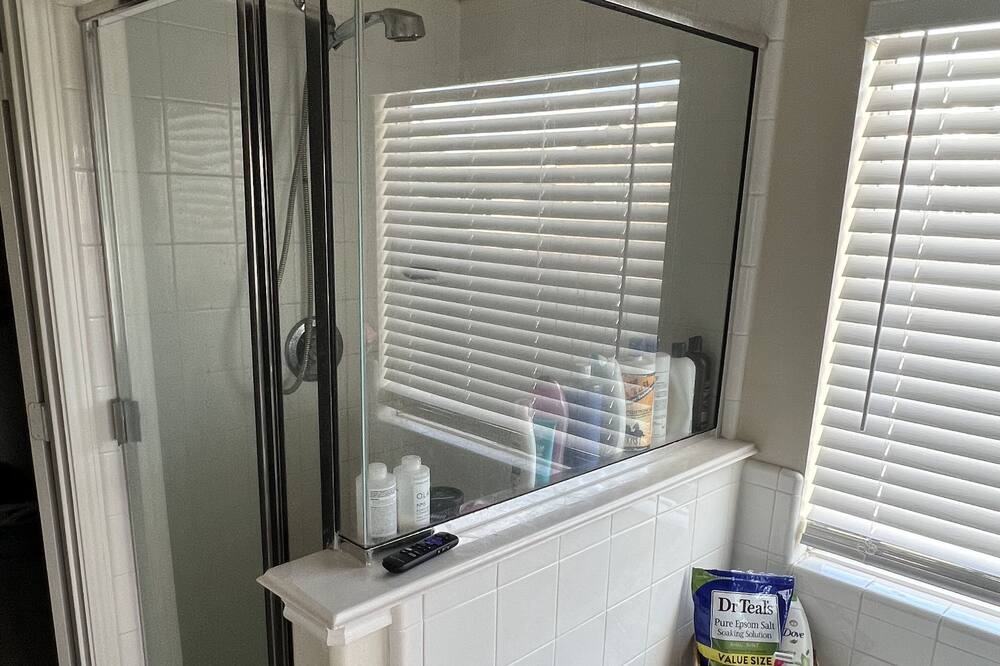 Photo of Bathroom in Klein