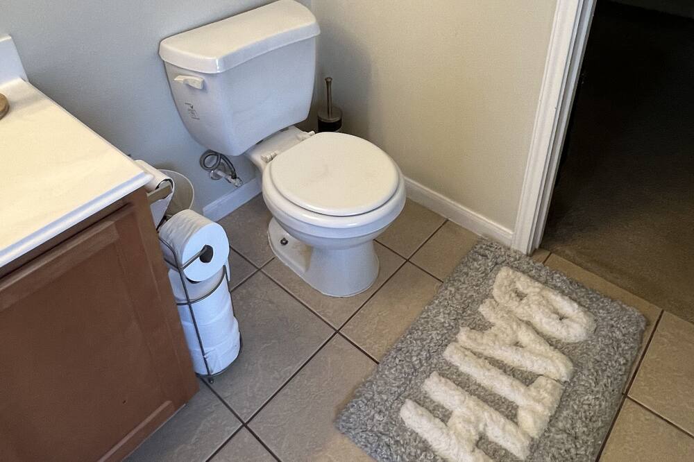 Photo of Bathroom in Klein