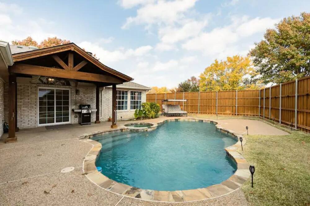 Photo of Outdoor in Allen