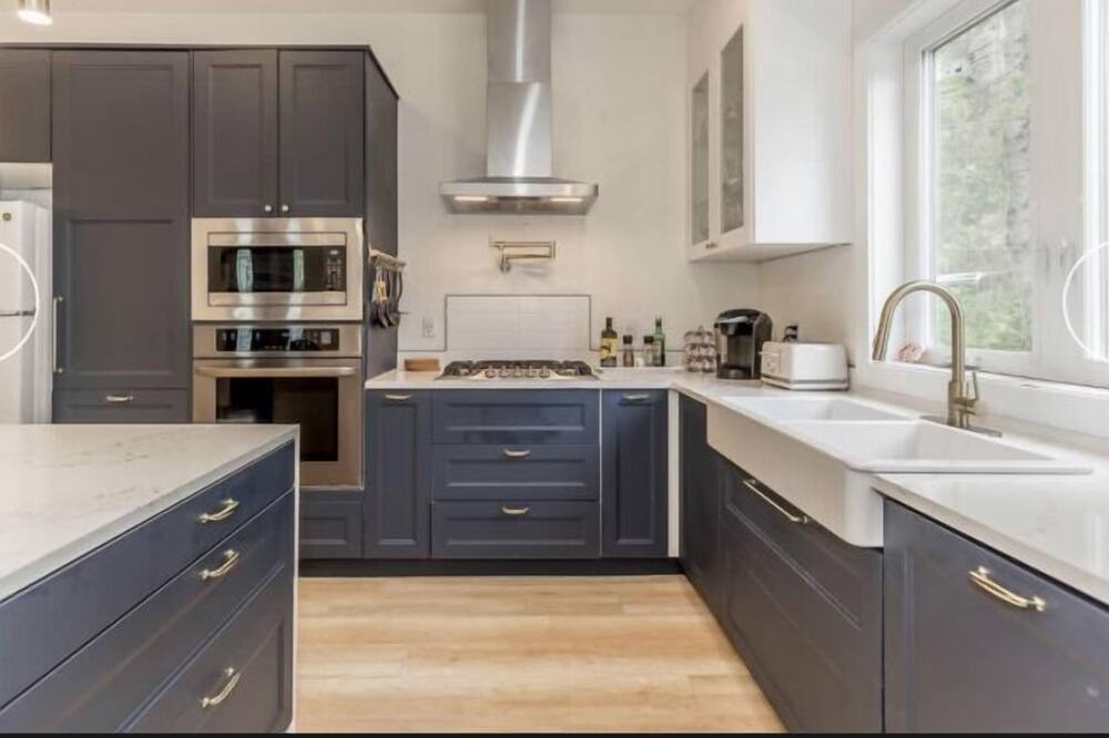 Photo of Kitchen in Irondale