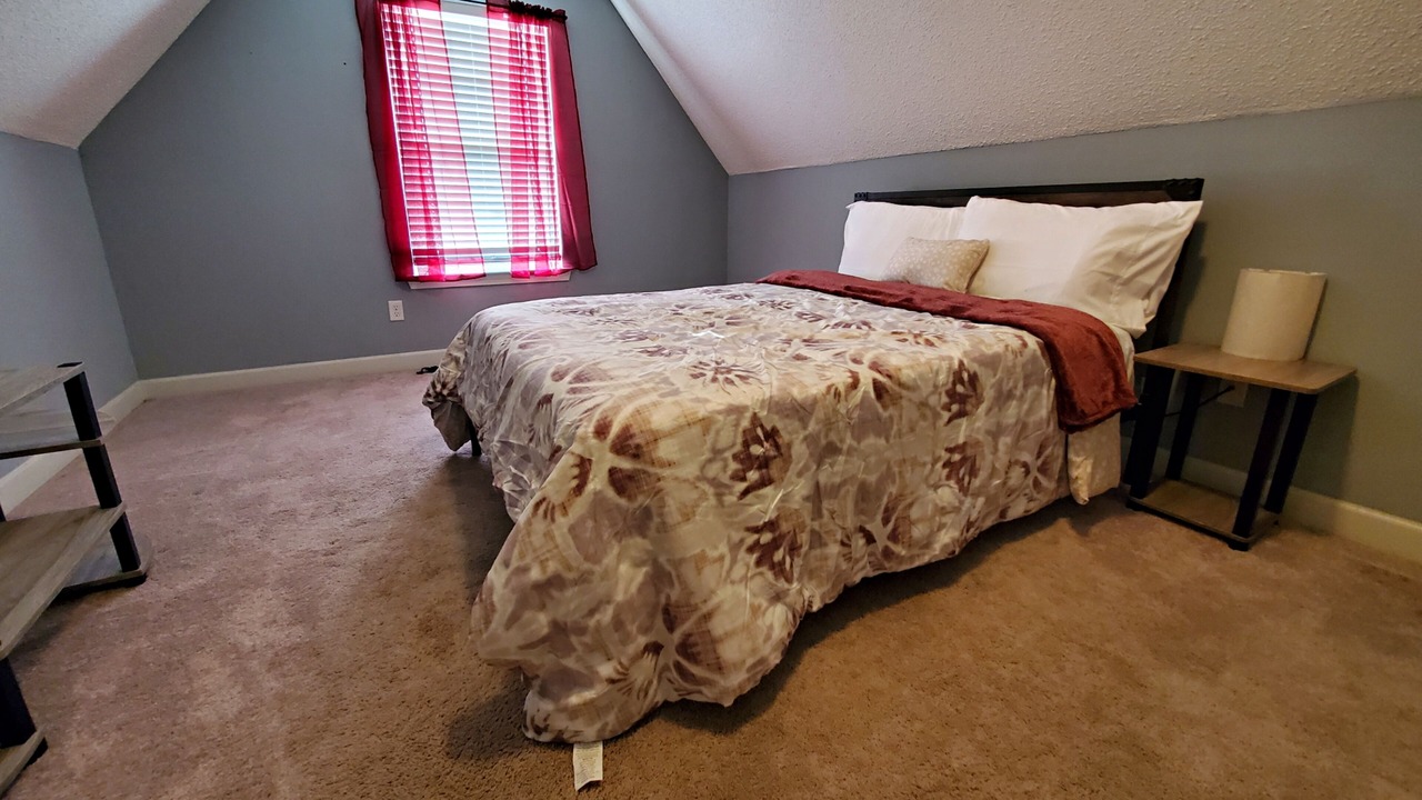 Photo of Bedroom in DeSoto County