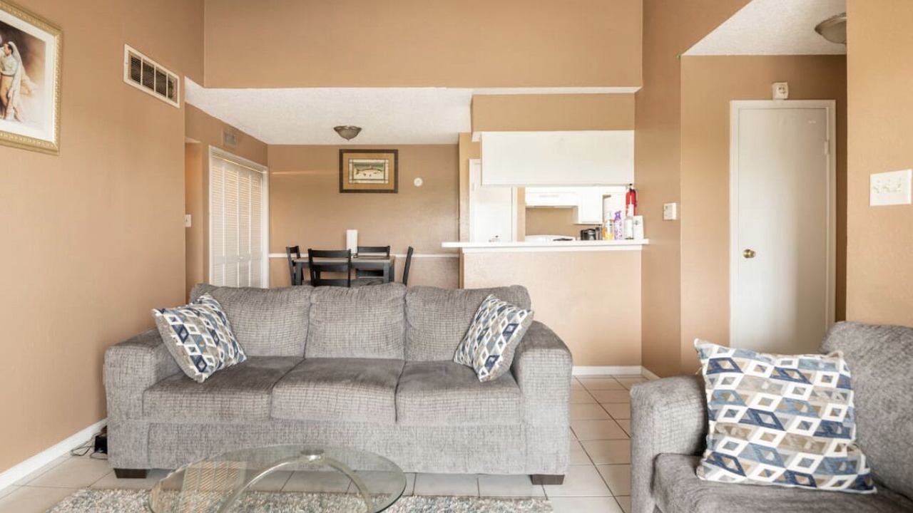 Photo of Livingroom in Greater Fondren Southwest