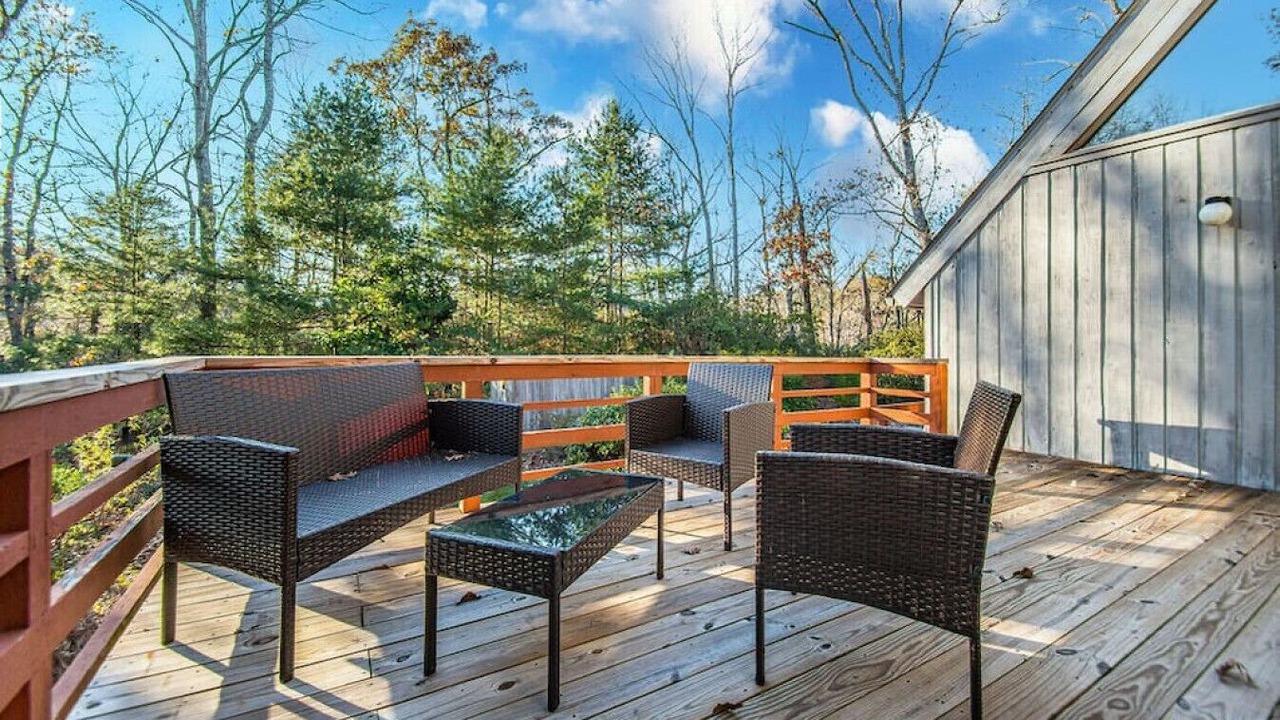 Photo of Outdoor in Landrum