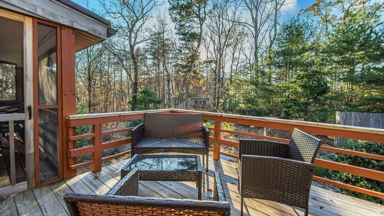 Photo of Outdoor in Landrum