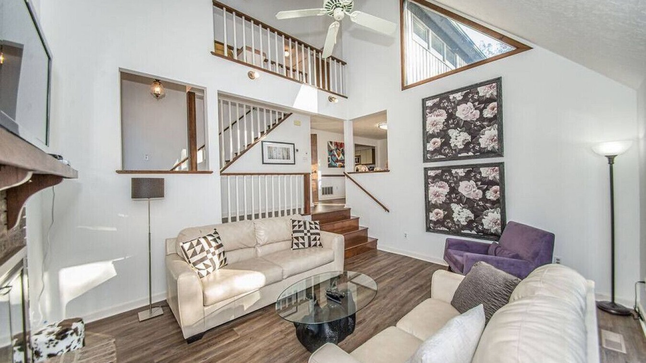 Photo of Livingroom in Landrum