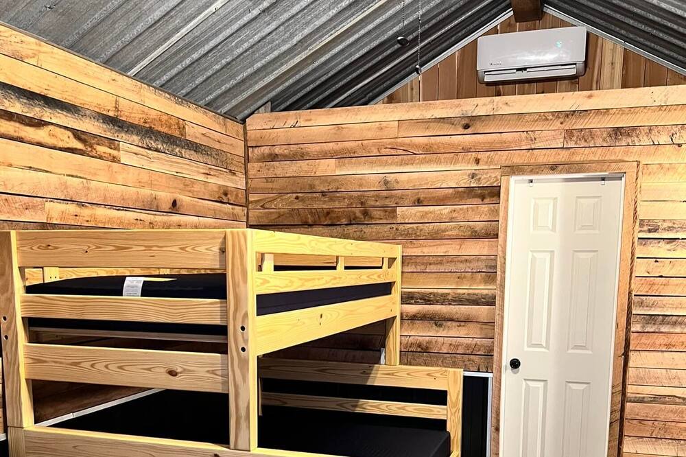 Photo of Bedroom in Elkins