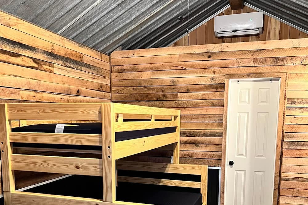 Photo of Bedroom in Elkins