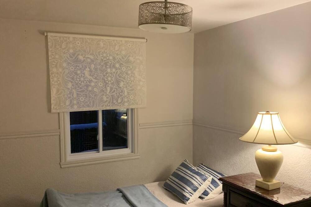 Photo of Bedroom in Laval