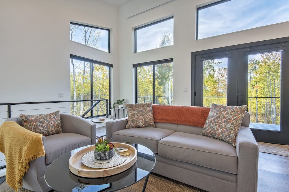 Photo of Others in Clawson