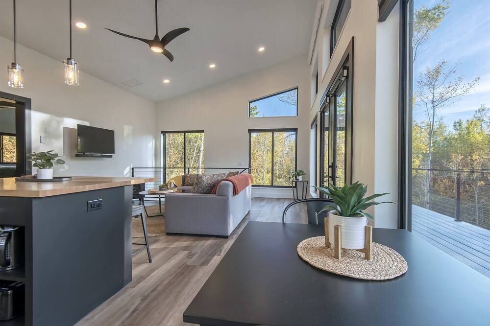 Photo of Others in Clawson