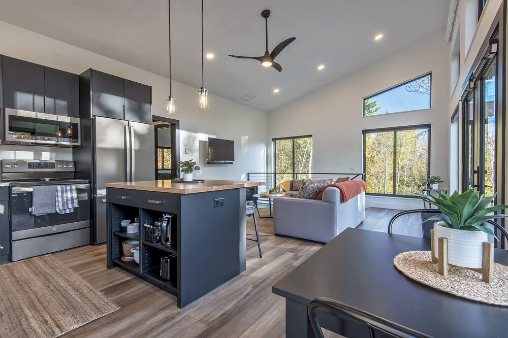 Photo of Others in Clawson