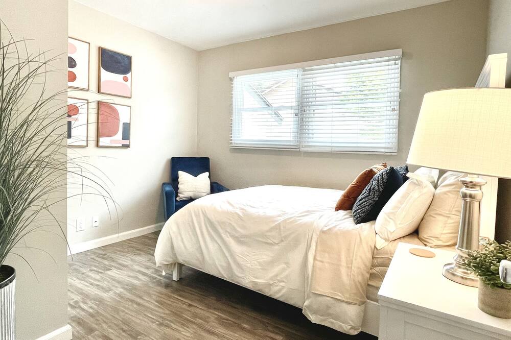 Photo of Bedroom in Winnetka