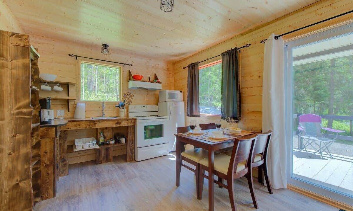 Photo of Kitchen in Pohenegamook