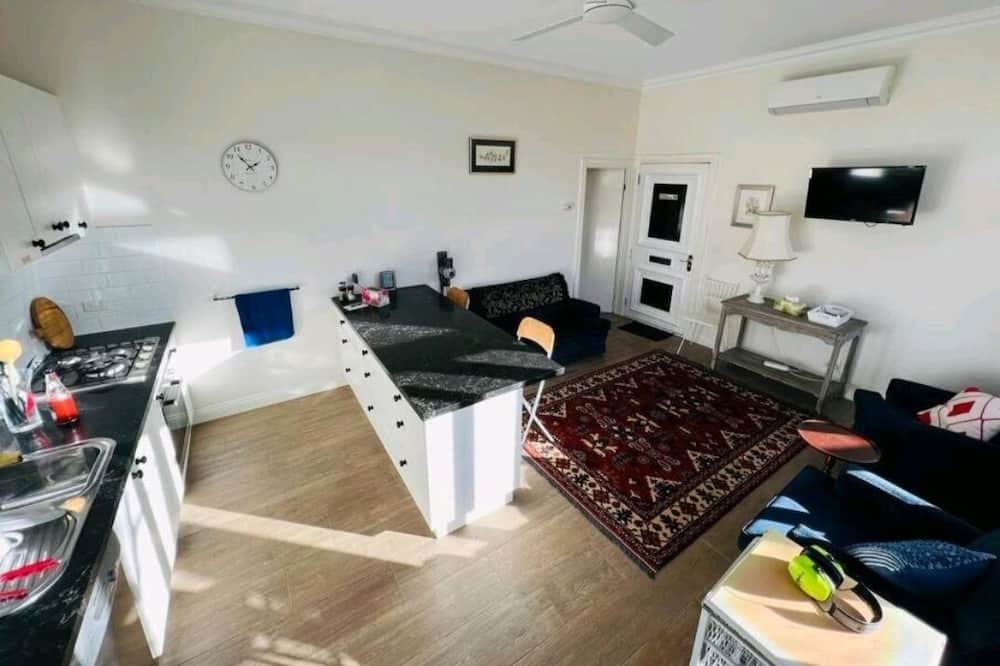 Photo of Others in Meredith