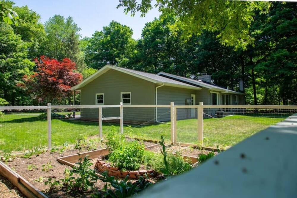Photo of Outdoor in Berrien Springs