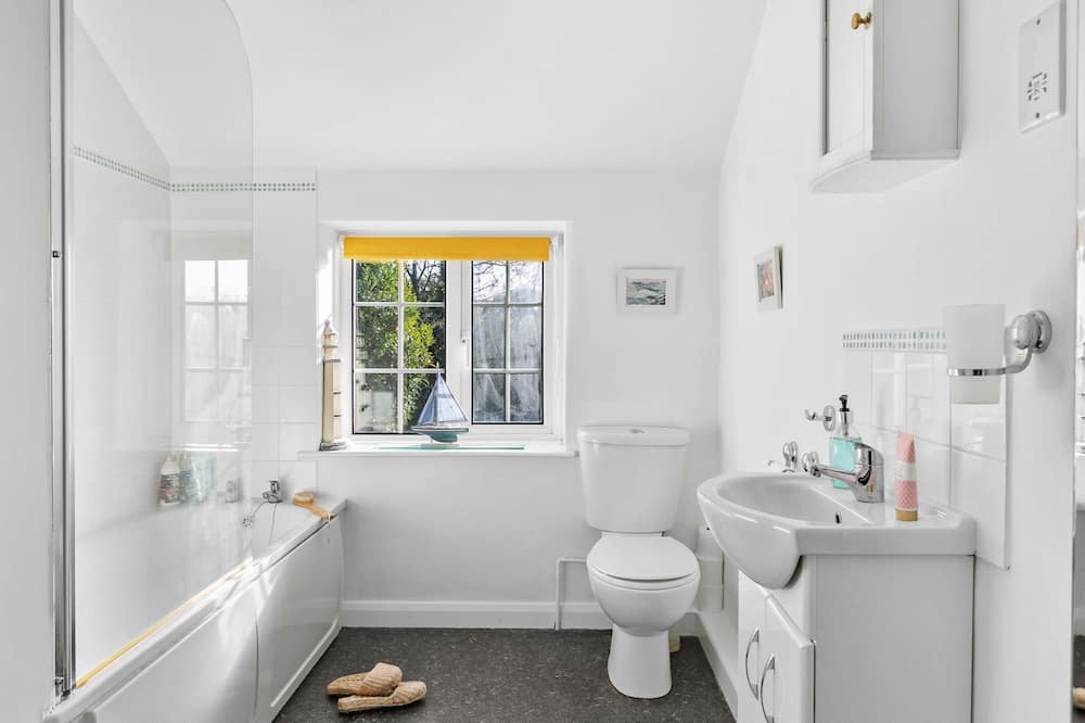 Photo of Bathroom in Topsham