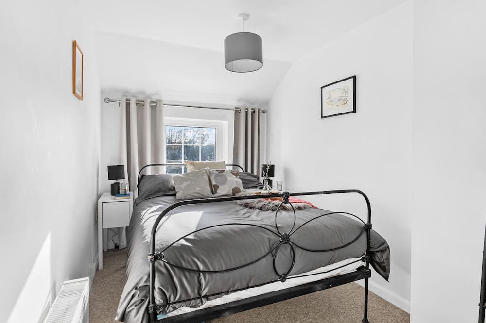 Photo of Bedroom in Topsham