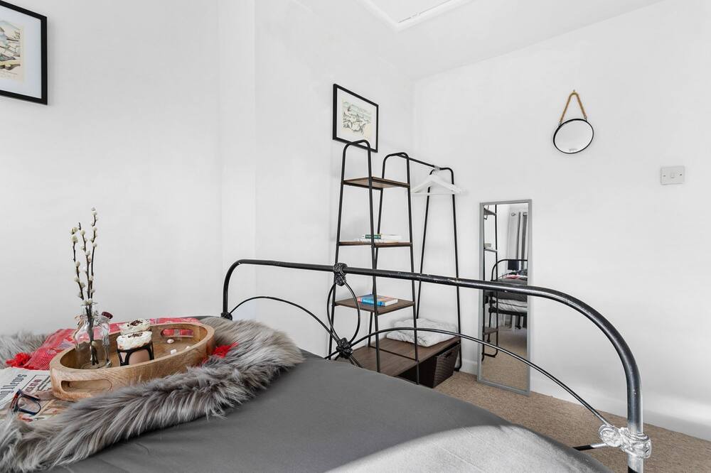 Photo of Bedroom in Topsham