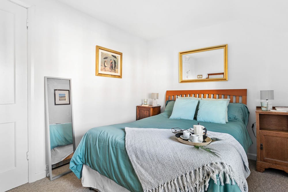 Photo of Bedroom in Topsham