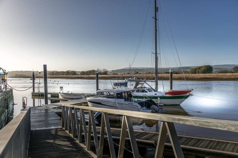 Photo of Others in Topsham