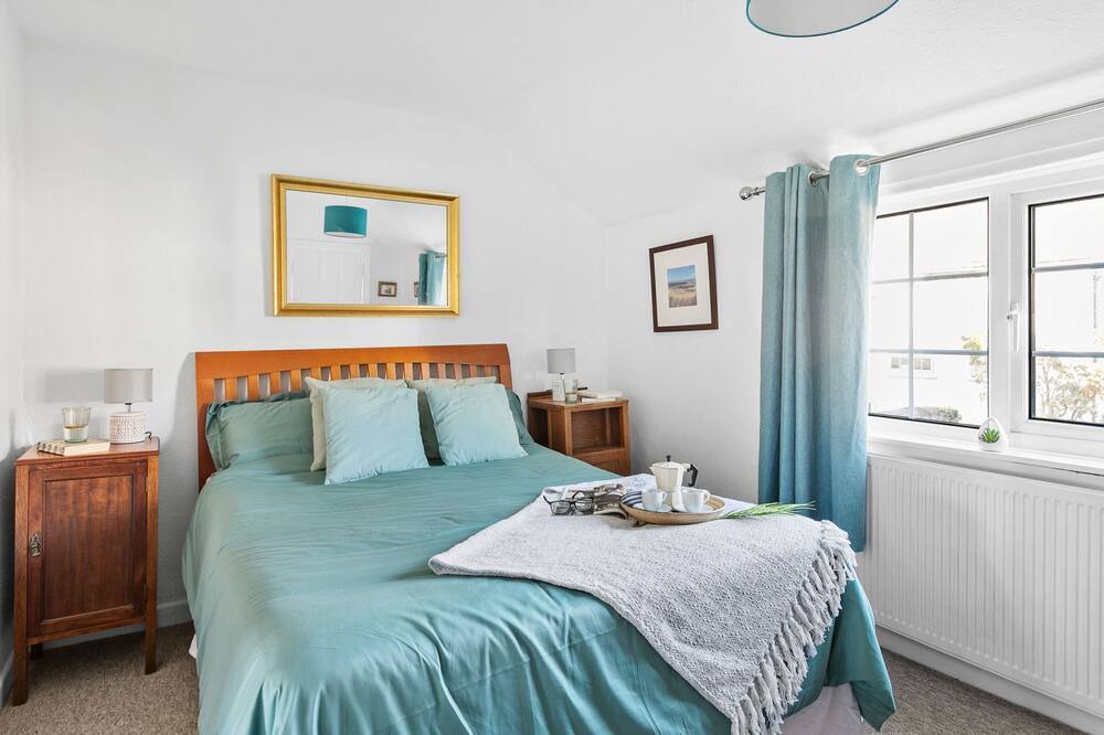 Photo of Bedroom in Topsham