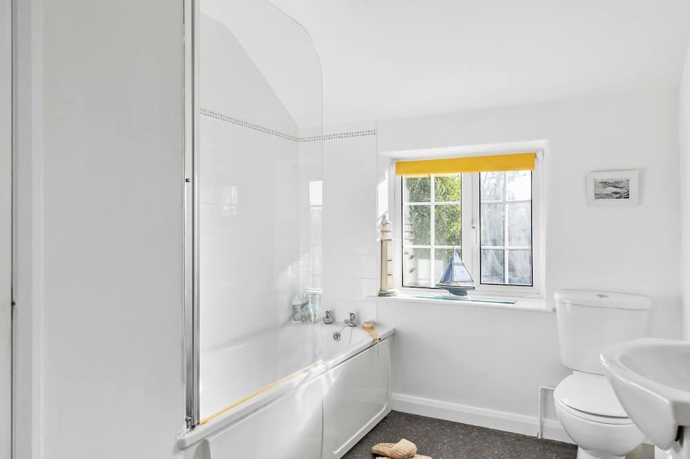 Photo of Bathroom in Topsham