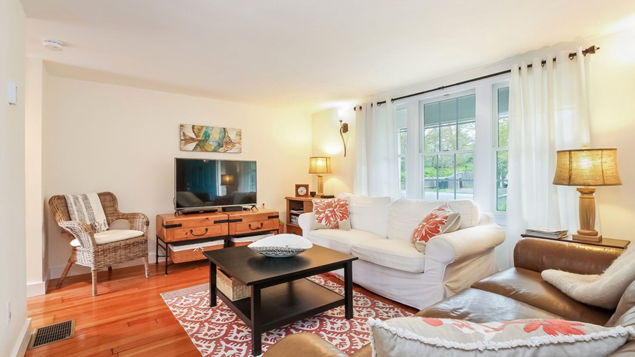 Photo of Others in Teaticket